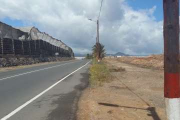 Alumbrado dota de iluminación al tramo de la carretera de Melenera que permanecía a oscuras (Foto TA)